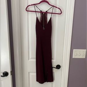Perfect burgundy GNO dress